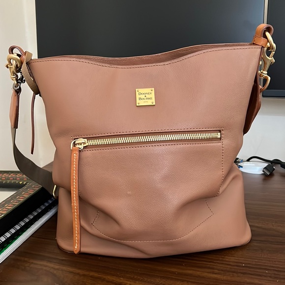 Dooney & Bourke Handbags - Rooney & Bourn Leather Should Bag